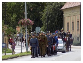 A múlt példája a jelenkornak és a jövőnek - 25 éves a Pápai Huszár Egyesület (papa-ma.hu)