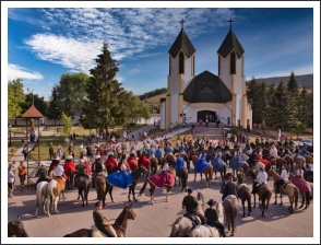 XII. Görgei Emléktúra – 75 lovassal az összetartozás és a bajtársiasság jegyében (fotó: Mede László)
