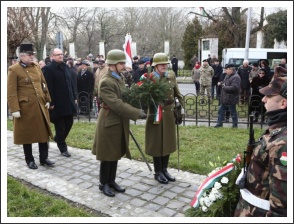 Megemlékezés a keleti front áldozatairól Pápán