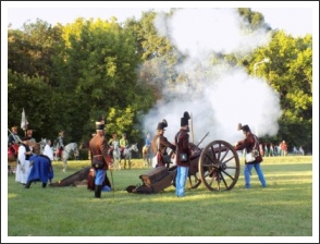 "Csupán a magyar kezében cseng a kard..." (forrás: papa-ma.hu)