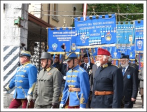 Fehérvári huszárok Feltrében