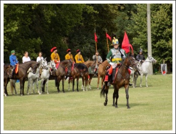 A múlt példája a jelenkornak és a jövőnek - 25 éves a Pápai Huszár Egyesület (papa-ma.hu)