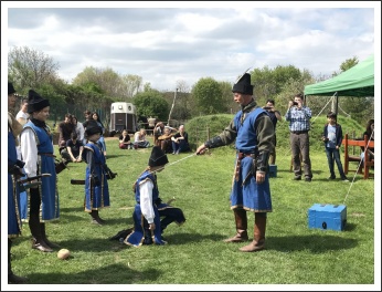 Apródavatás és mustra (fotó: "VÉRTES" Egyesület)