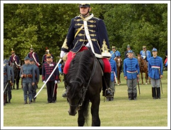 A múlt példája a jelenkornak és a jövőnek - 25 éves a Pápai Huszár Egyesület (papa-ma.hu)