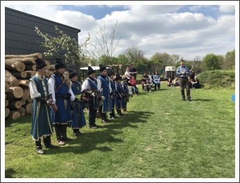 Apródavatás és mustra (fotó: "VÉRTES" Egyesület)