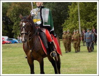 A múlt példája a jelenkornak és a jövőnek - 25 éves a Pápai Huszár Egyesület (papa-ma.hu)