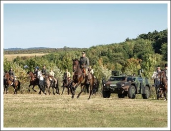 A soproni Nádasdy-huszárok a Nemzetközi lovassági napokon