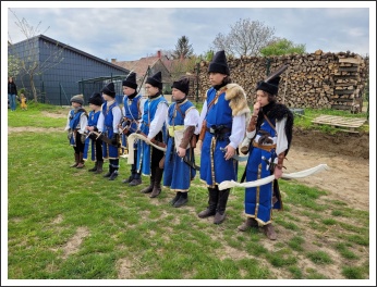 Apródavatás és mustra (fotó: "VÉRTES" Egyesület)