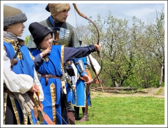 Apródavatás és mustra (fotó: "VÉRTES" Egyesület)