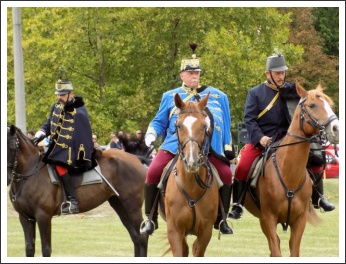 A múlt példája a jelenkornak és a jövőnek - 25 éves a Pápai Huszár Egyesület (papa-ma.hu)