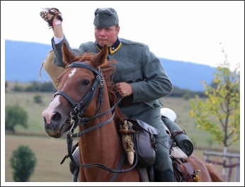A soproni Nádasdy-huszárok a Nemzetközi lovassági napokon