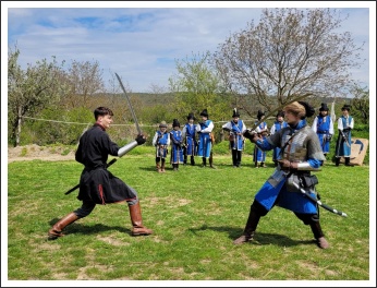 Apródavatás és mustra (fotó: "VÉRTES" Egyesület)