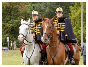 A múlt példája a jelenkornak és a jövőnek - 25 éves a Pápai Huszár Egyesület (papa-ma.hu)