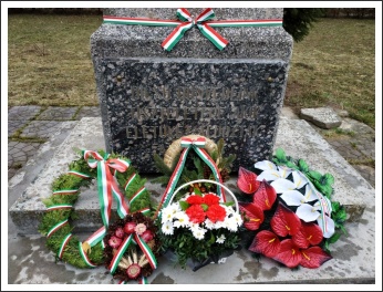 Magyarnak lenni hittel, szóval és cselekedettel - Március 15. Aknaszlatinán