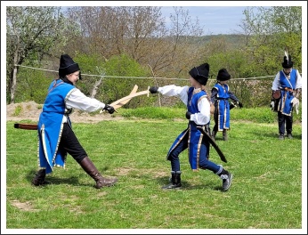 Apródavatás és mustra (fotó: "VÉRTES" Egyesület)