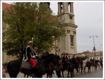 A múlt példája a jelenkornak és a jövőnek - 25 éves a Pápai Huszár Egyesület (papa-ma.hu)