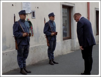 A múlt példája a jelenkornak és a jövőnek - 25 éves a Pápai Huszár Egyesület (papa-ma.hu)