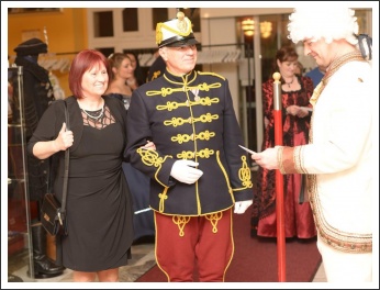 A boldog békeidők tiszti báljainak emlékezete