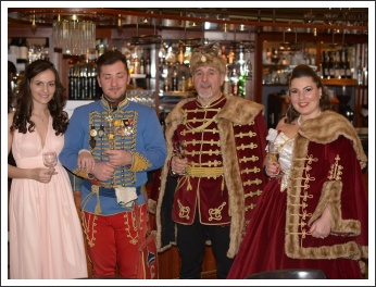 A boldog békeidők tiszti báljainak emlékezete