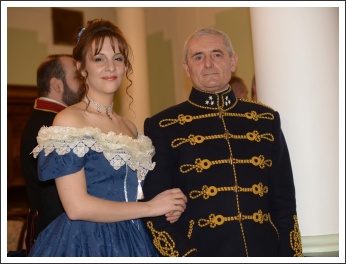 A boldog békeidők tiszti báljainak emlékezete