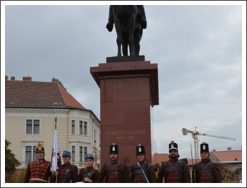 Díszjárőr a várban (fotó: Kiss-Kozma Erika)