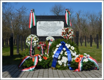 Megemlékezés Kiss Zoltán honvéd ejtőernyős századosról (fotó: Berlinger Dorottya)