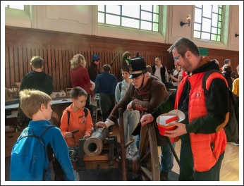 Honvéd toborzók a Budavári Palotában (fotó: Pető István)