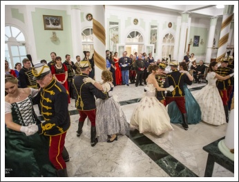 Idén is báloztak a huszárok Sopronban (forrás: sopronmedia.hu, fotó: Griechisch Tamás)