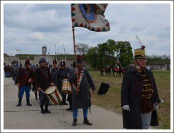 Kiképzés és hadijáték Komáromban (forrás: 2. Honvéd Zászlóalj)