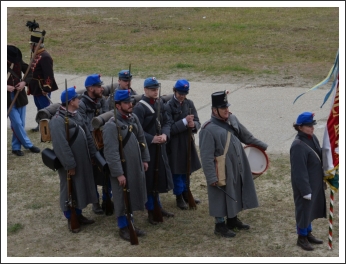 Kiképzés és hadijáték Komáromban (forrás: 2. Honvéd Zászlóalj)