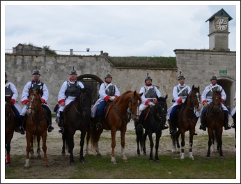 Kiképzés és hadijáték Komáromban (forrás: 2. Honvéd Zászlóalj)