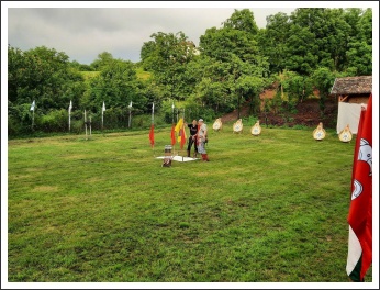 Nemzetközi verseny a pátyi íjászpályán