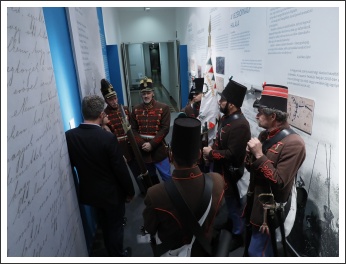 Eszmecsere Soós Zoltánnal igazgatóval – Fotó: PIM